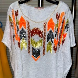 Sweater light. Shirt sleeve Aztec design GB girls